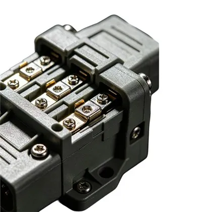 Kraftiga elektriska ledningskontakter